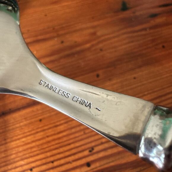 Ruby Red Handled Salad Serving Untensils/Sporks 10 Inches Clear Red Handles - Picture 4 of 11